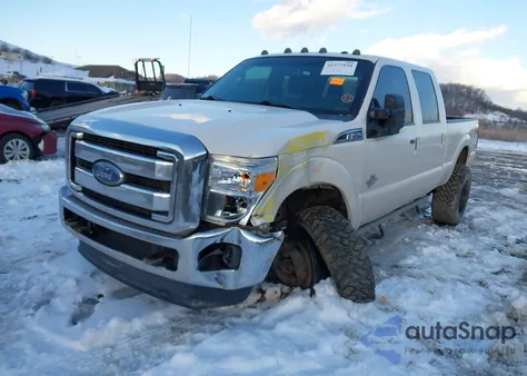 2015 Ford F-250 Lariat z USA, uszkodzony, nr VIN 1FT7W2BT1FEA08118